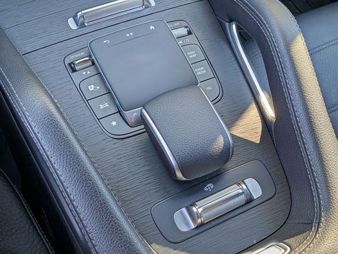 Certified 2024 Mercedes-Benz GLE 450 4MATIC w/ AMG Line Exterior image 27