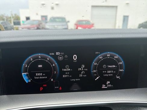 Used 2025 Volkswagen Tiguan S image 23