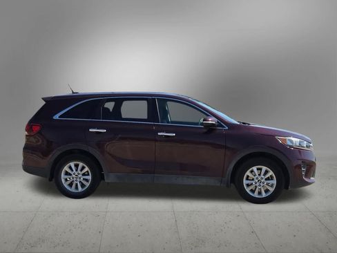 Used 2019 Kia Sorento FWD image 7