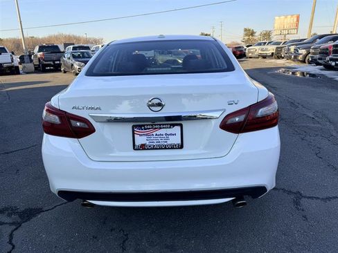 Used 2018 Nissan Altima 2.5 SV image 7