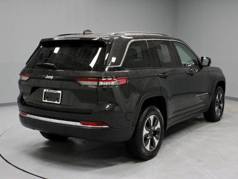 Used 2024 Jeep Grand Cherokee Limited 4xe AWD/4WD image 12