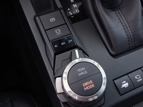 Used 2025 Toyota Tacoma TRD Sport w/ TRD Sport Premium Package AWD/4WD image 22