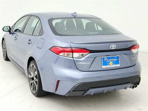 Used 2022 Toyota Corolla SE image 5