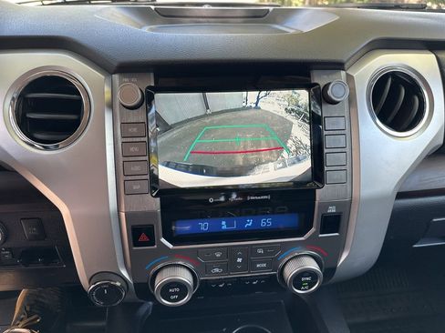 Used 2021 Toyota Tundra Limited w/ Limited Premium Package image 18