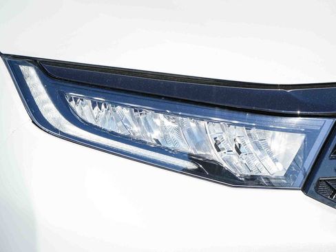 New 2026 Honda Odyssey Touring image 4