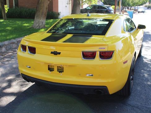 Used 2010 Chevrolet Camaro SS w/ RS Package RWD image 33