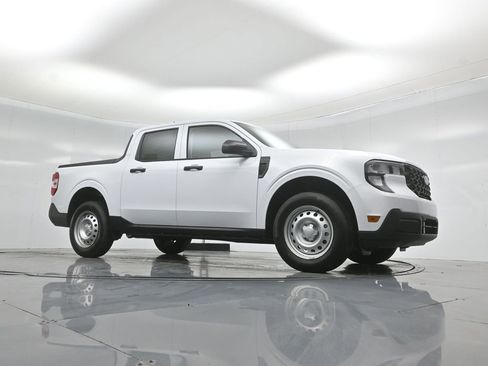 New 2026 Ford Maverick XL FWD image 3