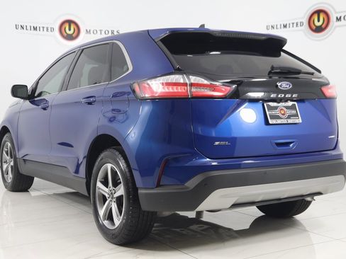 Used 2024 Ford Edge SEL w/ Convenience Package image 4