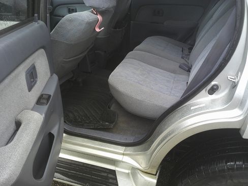 Used 2000 Toyota 4Runner SR5 AWD/4WD image 11