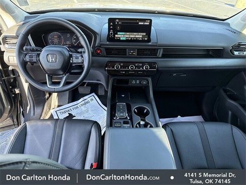Used 2025 Honda Pilot EX-L image 16