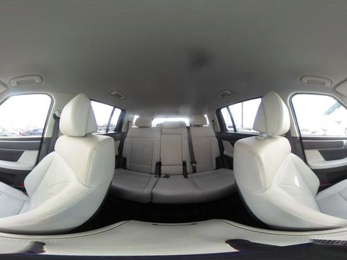 Used 2025 Hyundai Santa Fe SEL image 44