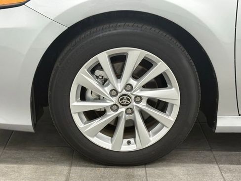 Used 2024 Toyota Camry LE w/ Convenience Package FWD image 7