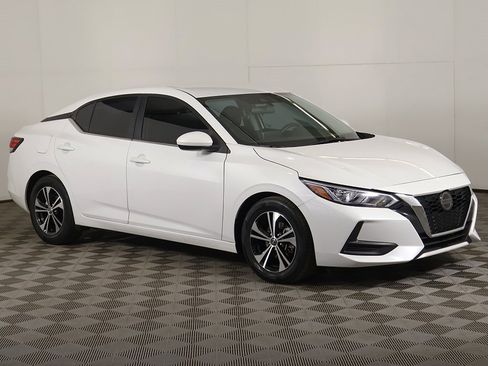 Used 2023 Nissan Sentra SV image 2