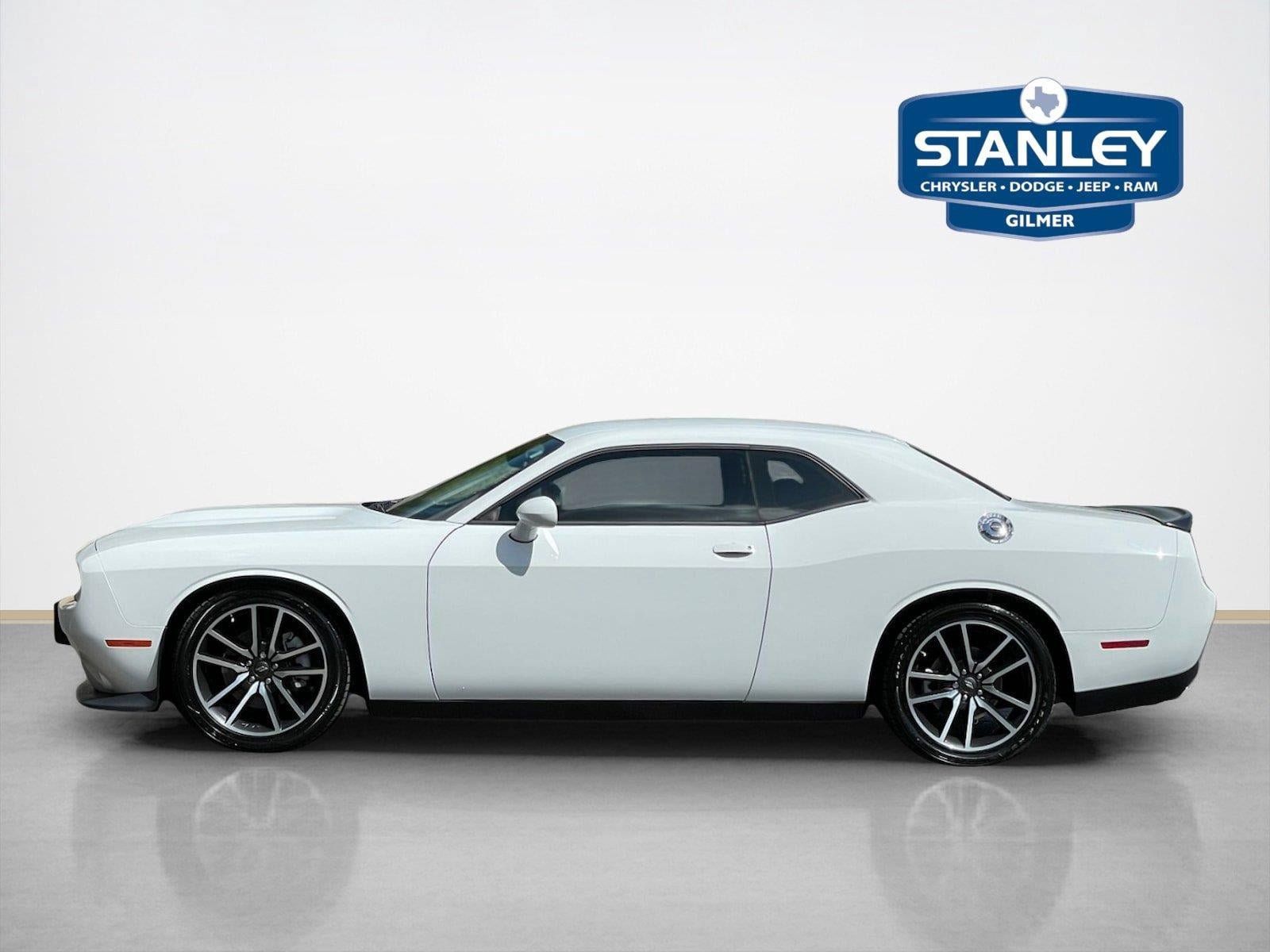 Used 2023 Dodge Challenger GT w/ Plus Package RWD image 4