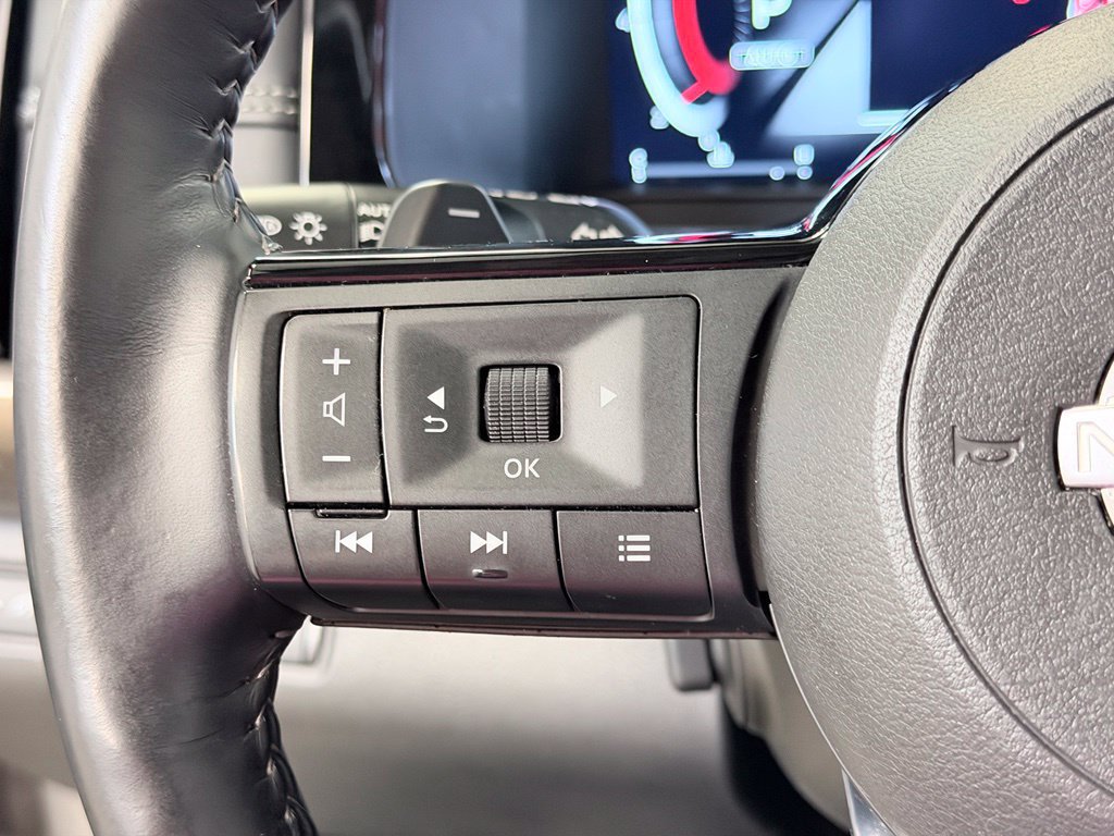 Used 2024 Nissan Pathfinder Platinum AWD/4WD image 52