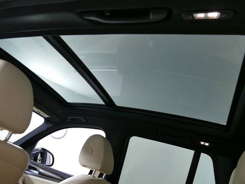 Used 2021 BMW X3 xDrive30i w/ Executive Package image 10