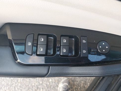 Used 2024 Kia Sportage EX FWD image 27