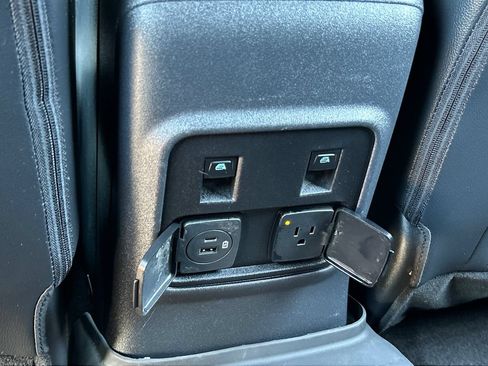 Used 2023 Ford Bronco Wildtrak AWD/4WD image 19