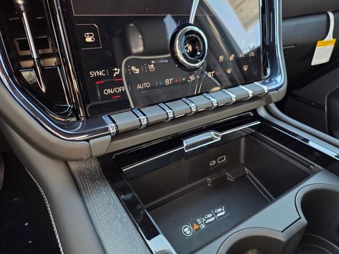 New 2026 GMC Yukon XL AT4 Ultimate image 19