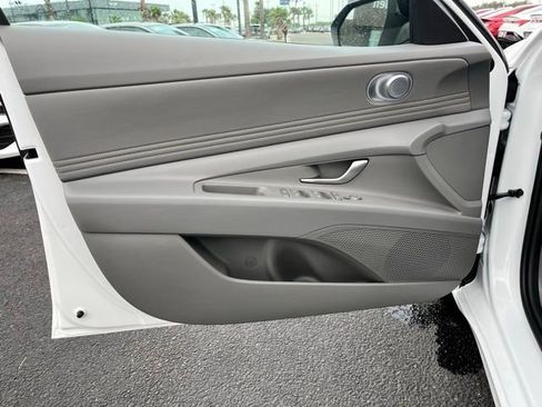 New 2026 Hyundai Elantra Sport FWD image 16