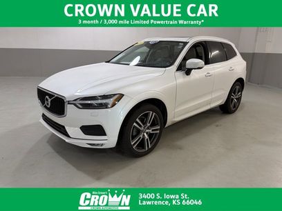 Used 2020 Volvo XC60 T5 Momentum w/ Protection Package