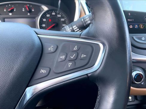 Used 2019 Chevrolet Equinox Premier image 25