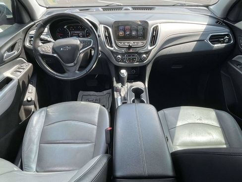 Used 2018 Chevrolet Equinox Premier FWD image 11
