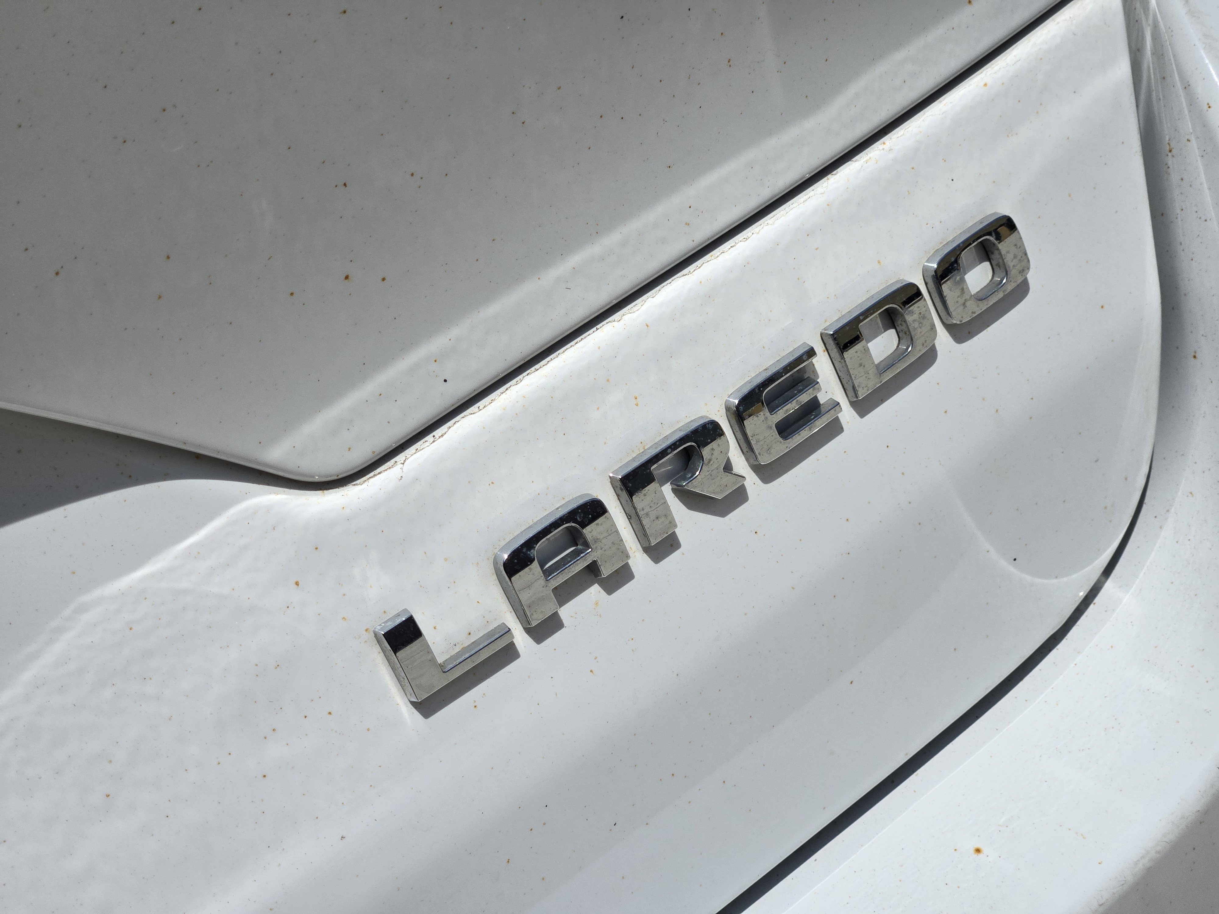 Used 2023 Jeep Grand Cherokee Laredo w/ Luxury Tech Group I AWD/4WD image 11