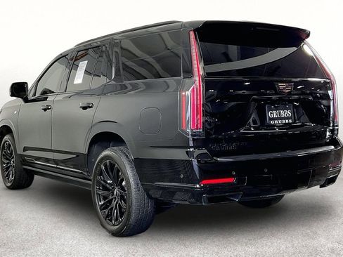 Used 2025 Cadillac Escalade Sport AWD/4WD image 15
