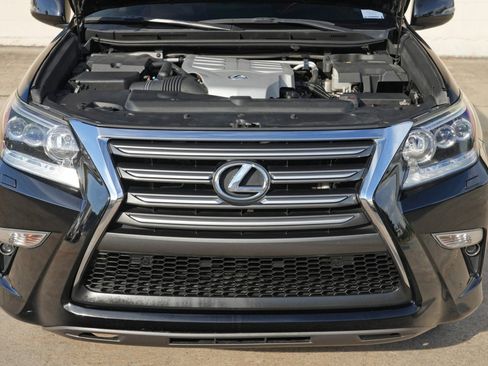 Used 2019 Lexus GX 460 Premium AWD/4WD image 7
