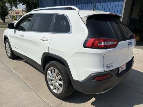 Used 2016 Jeep Cherokee Limited AWD/4WD image 8