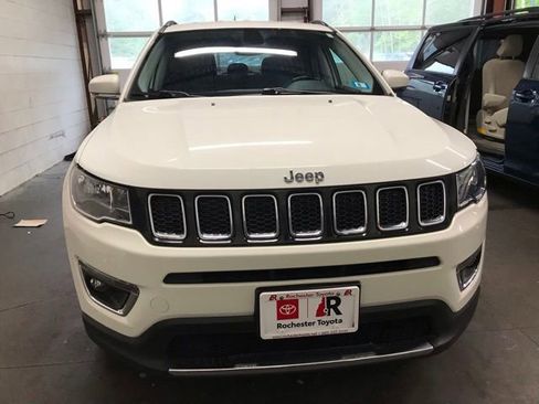 Used 2019 Jeep Compass Limited FWD image 1