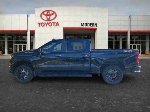 Used 2023 Chevrolet Silverado 1500 Custom AWD/4WD image 7