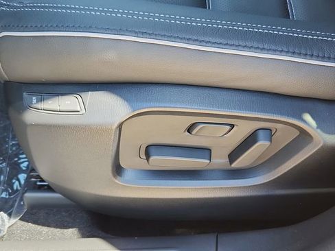 Used 2025 MAZDA CX-5 AWD 2.5 S w/ Premium Plus Pkg image 11