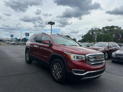 Used 2019 GMC Acadia SLE FWD image 3