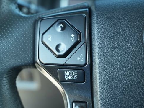 Used 2021 Toyota 4Runner TRD Off-Road Premium w/ Moonroof Package AWD/4WD image 34