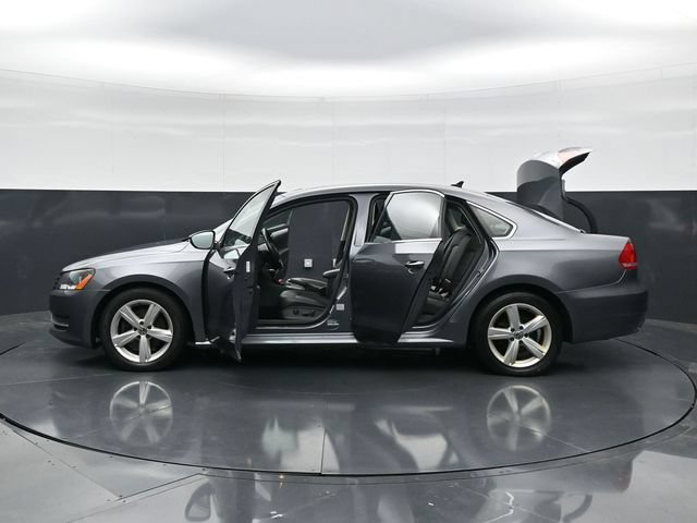 Used 2012 Volkswagen Passat 2.5 SE FWD image 51