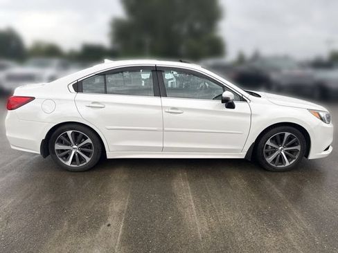 Used 2016 Subaru Legacy 2.5i Limited AWD/4WD image 9