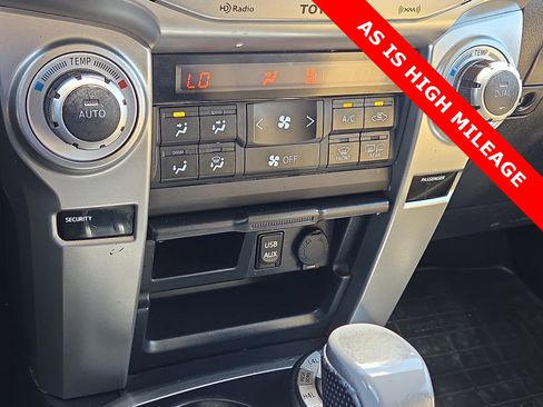 Used 2013 Toyota 4Runner Limited w/ Convenience Pkg AWD/4WD image 19