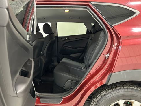Used 2019 Hyundai Tucson SE AWD/4WD image 25