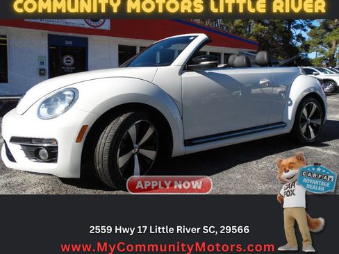 Used 2013 Volkswagen Beetle 2.0T image 1