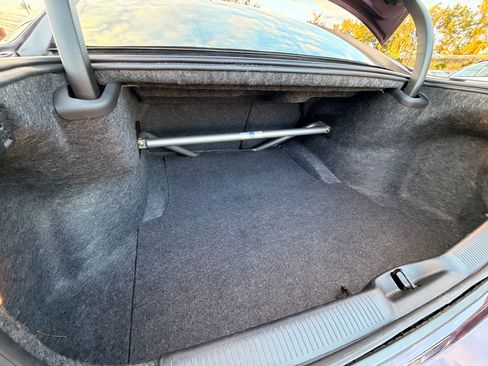 Used 2020 Dodge Charger R/T w/ Blacktop Package image 18