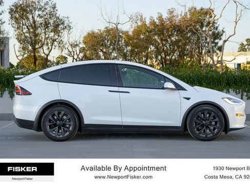 Used 2022 Tesla Model X AWD/4WD image 4