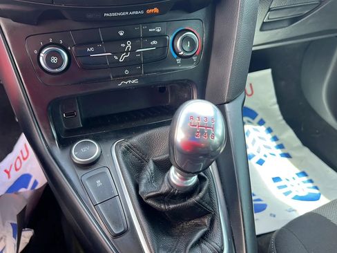 Used 2015 Ford Focus ST FWD image 23
