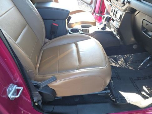 Used 2022 Jeep Wrangler Unlimited Sahara w/ Safety Group image 42