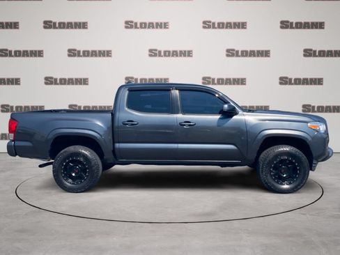Used 2017 Toyota Tacoma SR w/ Tow Package AWD/4WD image 6