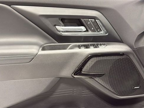 New 2026 Chevrolet Silverado EV LT image 10