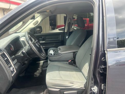 Used 2015 RAM 1500 Express AWD/4WD image 11