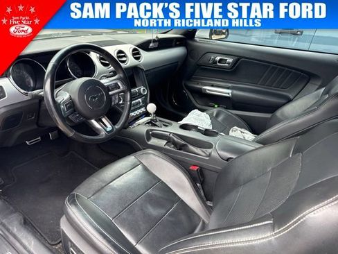 Used 2017 Ford Mustang GT Premium RWD image 6