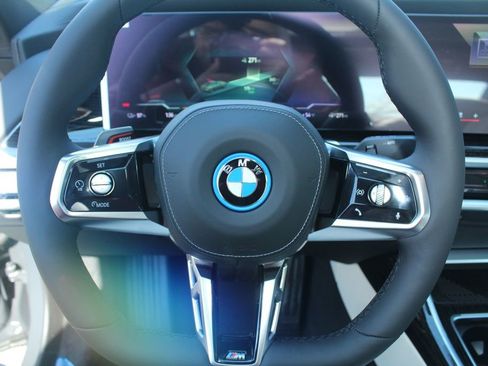 New 2026 BMW i7 xDrive60 w/ Executive Package AWD/4WD image 15